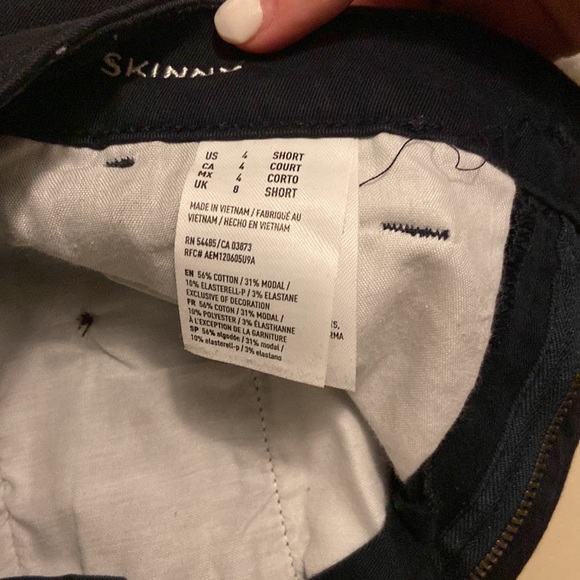 NWOT AEO Navy Khaki Pants - Picture 6 of 6